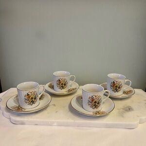 Set Of 4 Vintage Demitasse Teacups & Saucers Bone China Wildflower Design